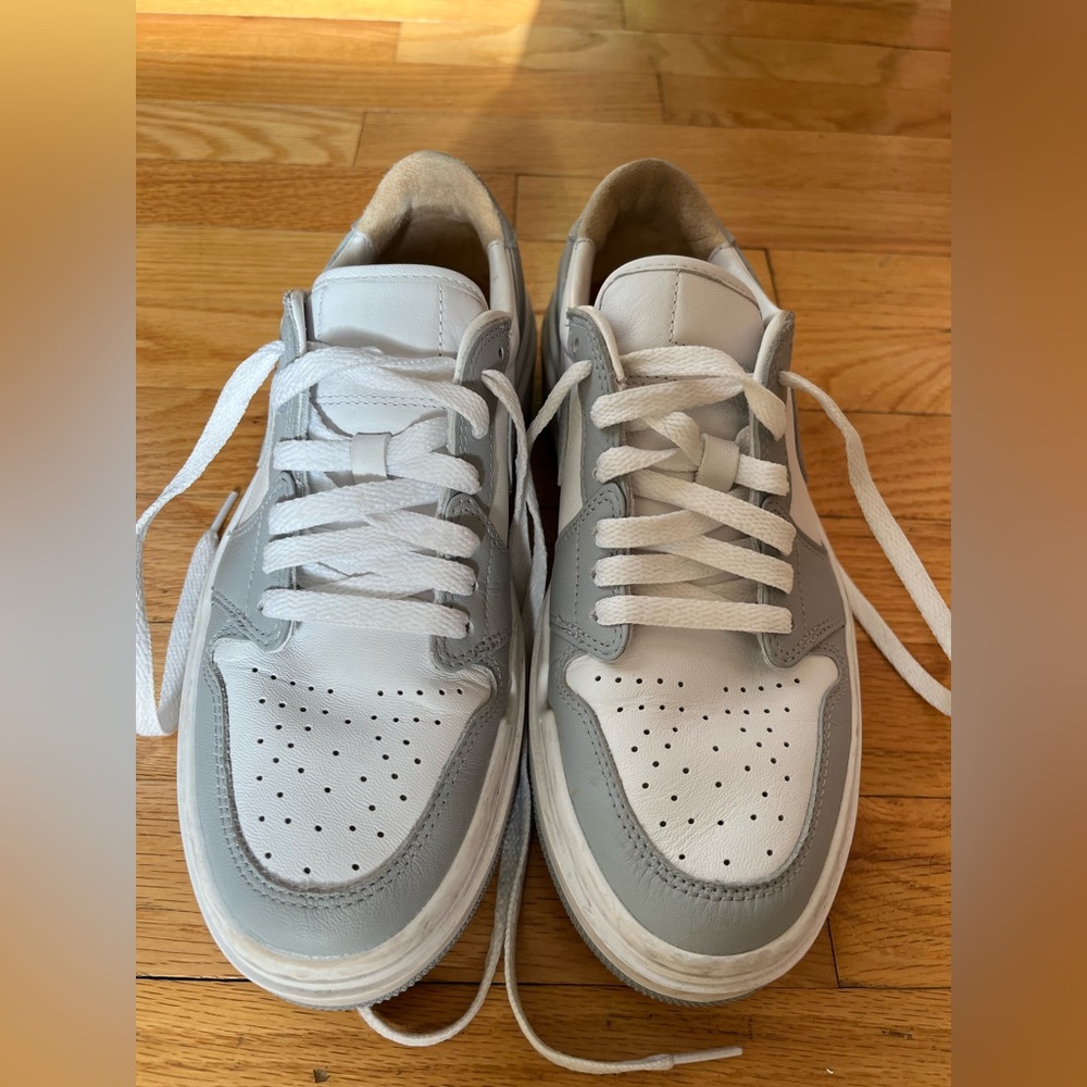 JORDAN 1 ELEVATE LO WMNS
"WOLF GREY" Size 8.5